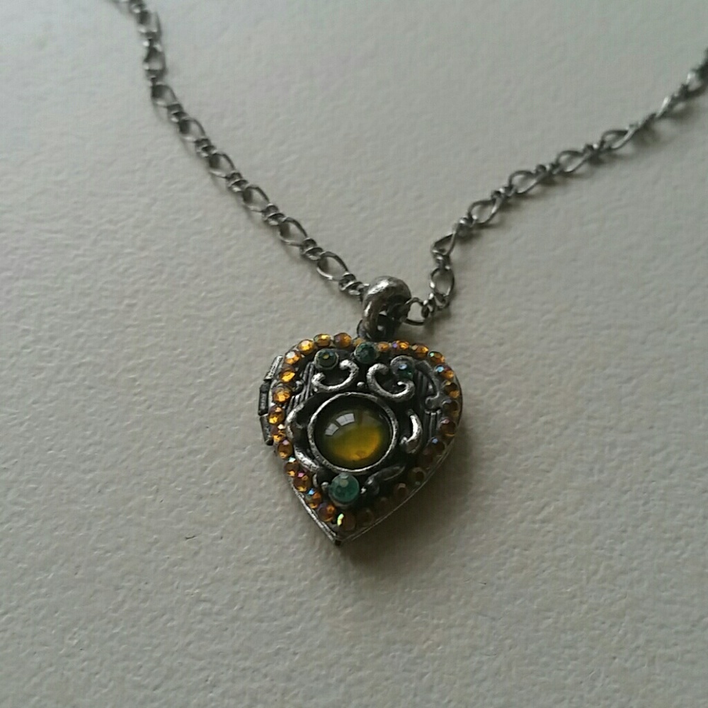 2-pc 90's Matching Locket Bracelet & Necklace Set